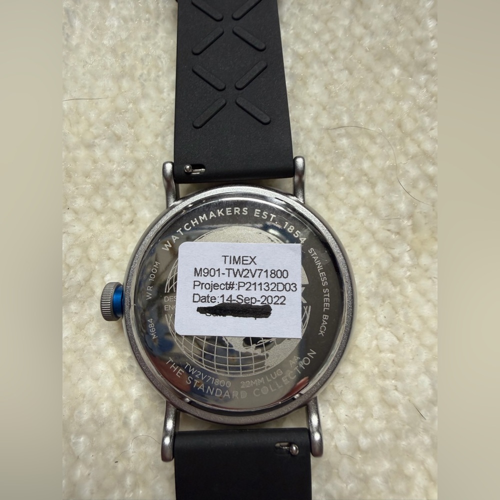 Timex Standard Diver 43mm Black Silicon Band - Picture 9 of 9